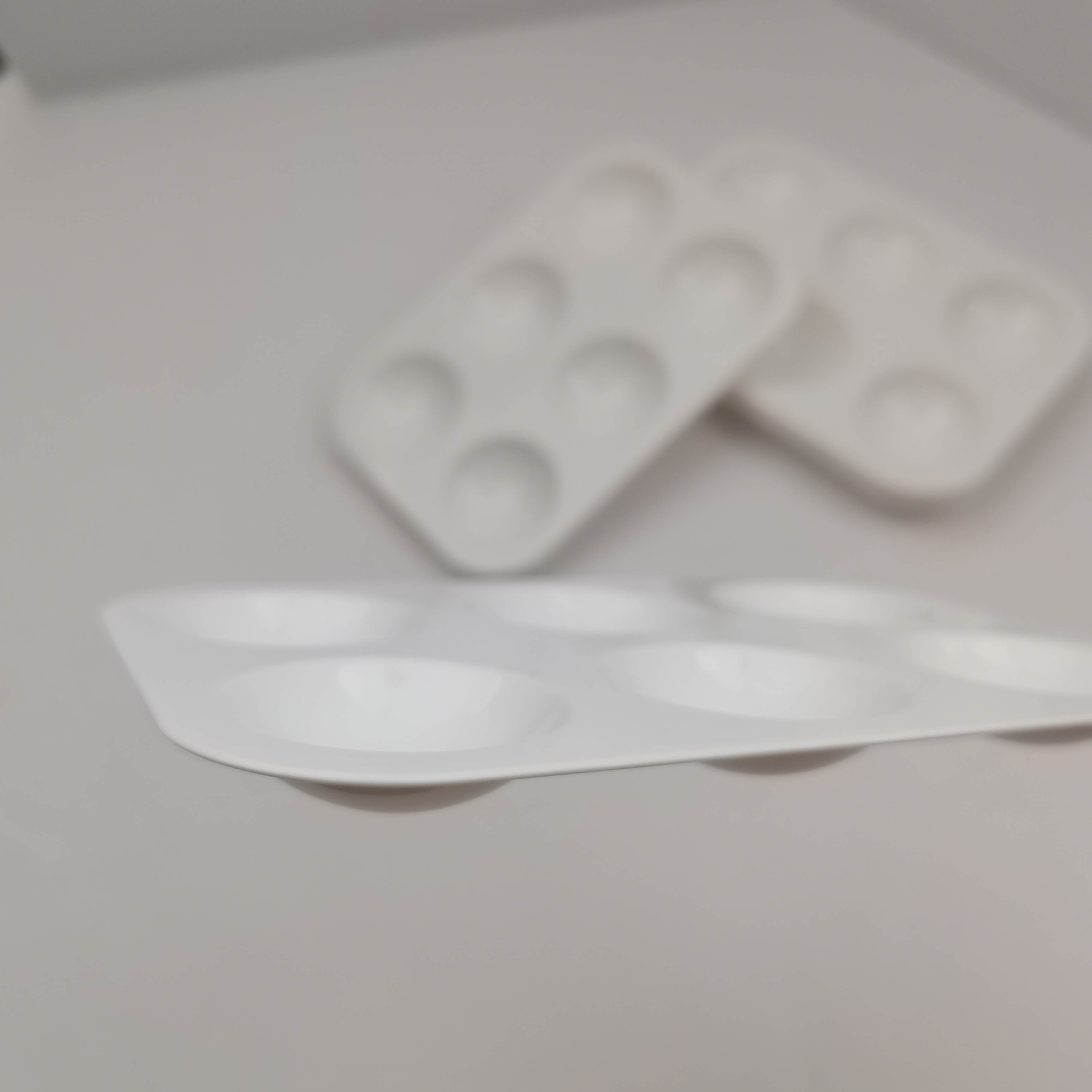 Plastic mixing deals palette